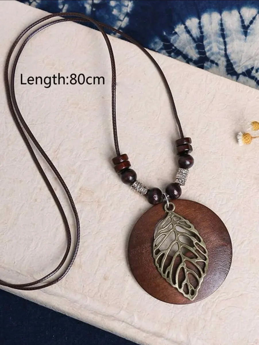 Hollowed Out Leaf Necklace